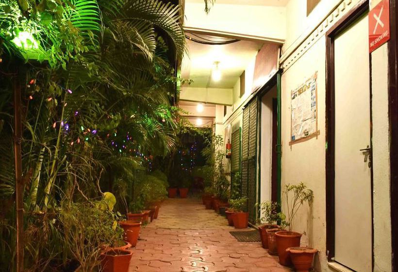 Hotel Oyo Rooms Crystal It Park Indore 19