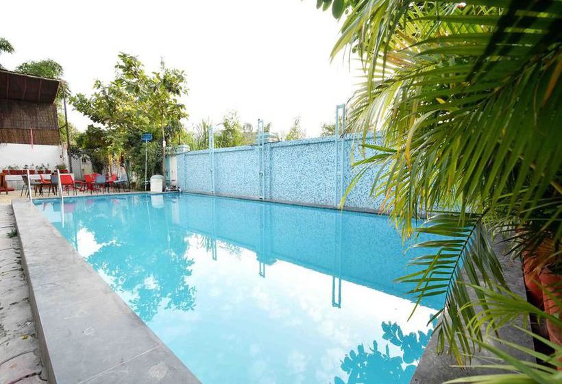 Hotel Oyo Rooms Crystal It Park Indore 5