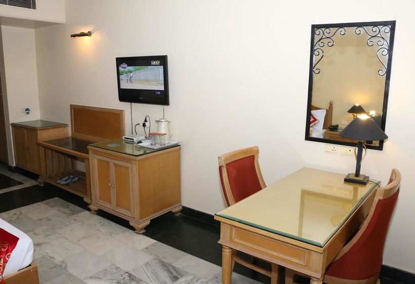 Hotel Oyo Rooms Brs Nagar Ferozepur Road 10