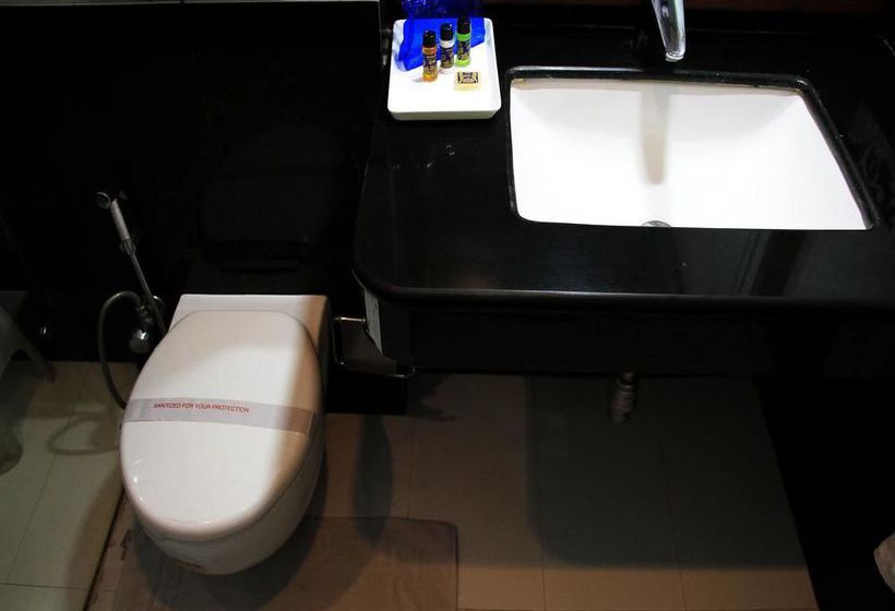 Hotel Oyo Premium Sector 14 Delhi Road Gurgaon