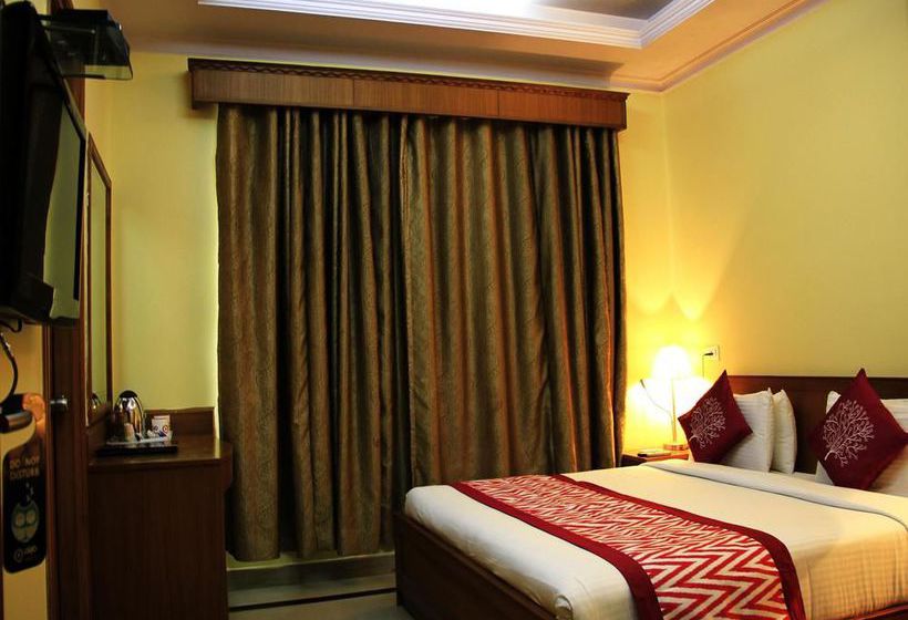 Hotel Oyo Premium Sector 14 Delhi Road Gurgaon 12