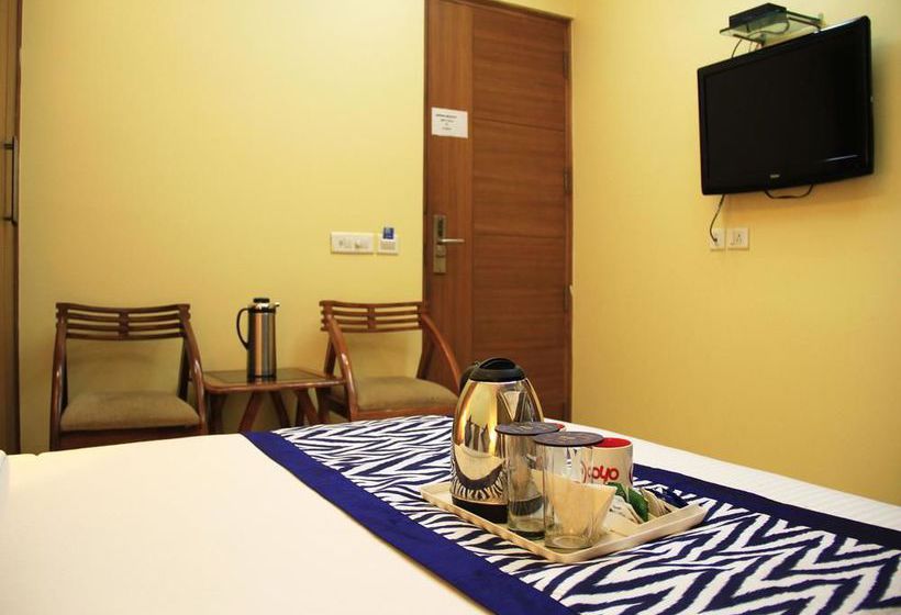Hotel Oyo Premium Sector 14 Delhi Road Gurgaon 15