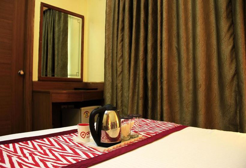 Hotel Oyo Premium Sector 14 Delhi Road Gurgaon 17