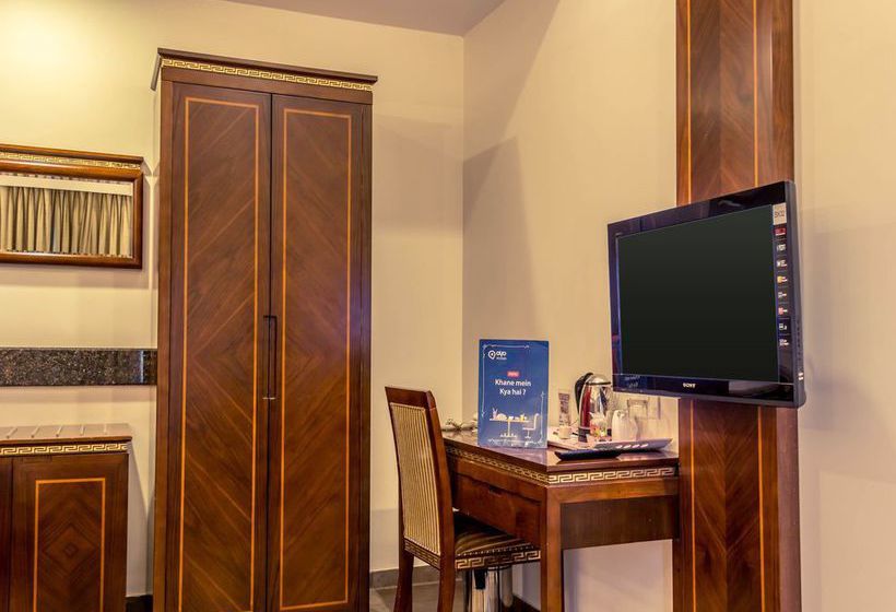 Hotel Oyo Premium Salipeta Fire Station 10