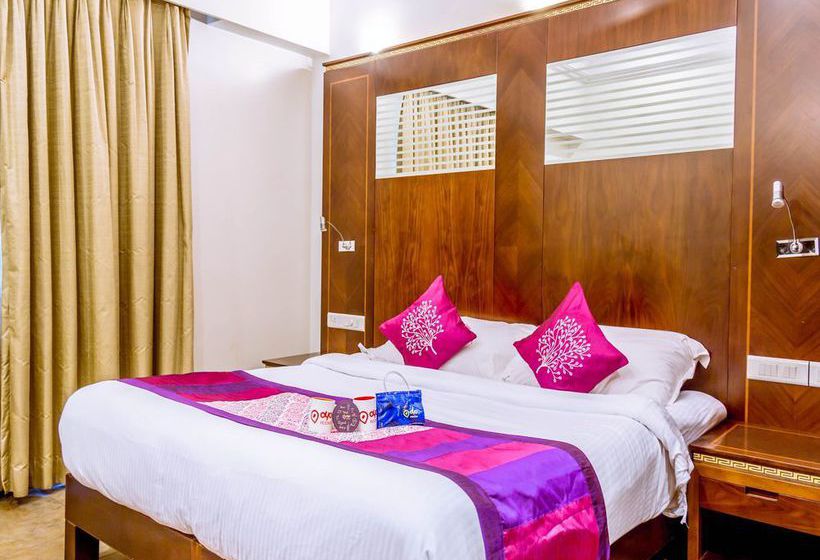 Hotel Oyo Premium Salipeta Fire Station 11