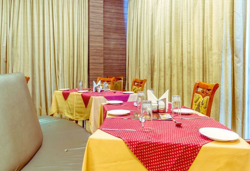 Hotel Oyo Premium Salipeta Fire Station 12