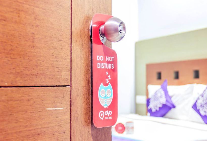 Hotel Oyo Premium Salipeta Fire Station 13