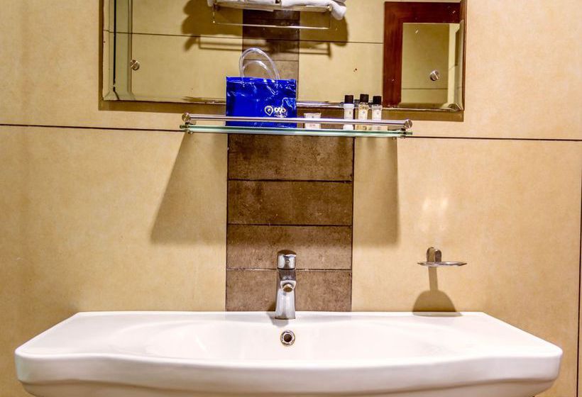 Hotel Oyo Premium Salipeta Fire Station 3