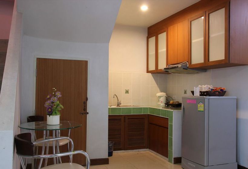 Hotel Chayada Garden House & Resort 9