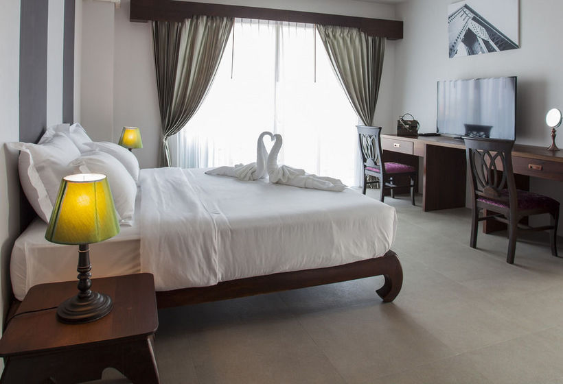 Hotel The Bridge Residence 6