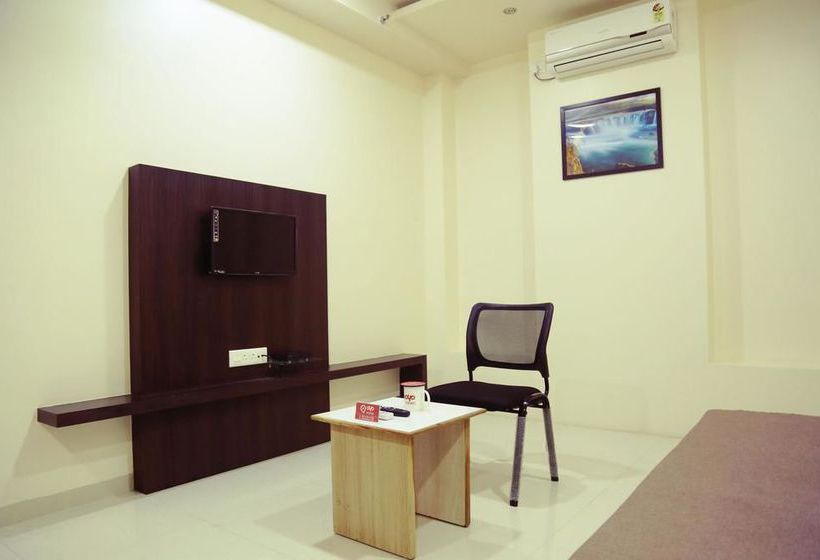 Hotel Oyo Rooms Thermax Pimpri 8