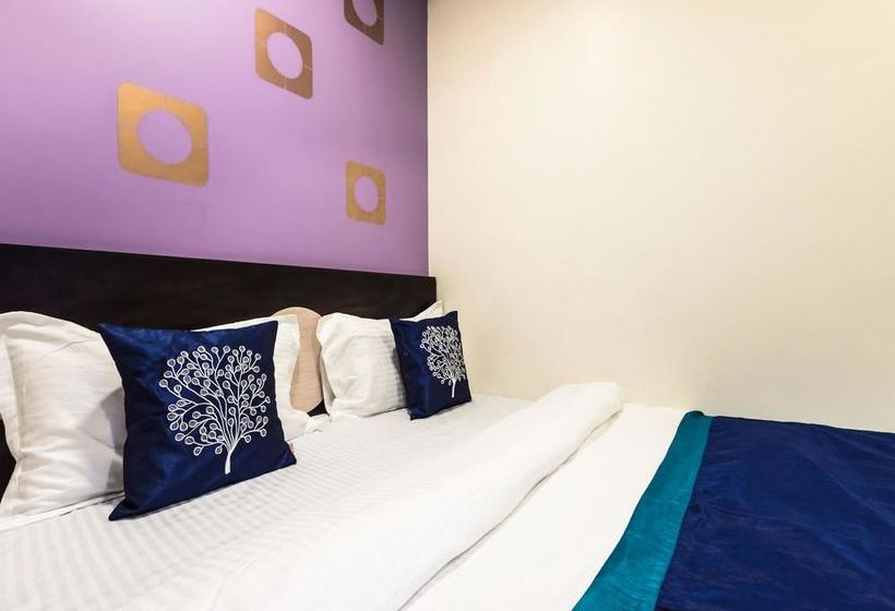 Hotel Oyo Rooms Andheri Station 2 12