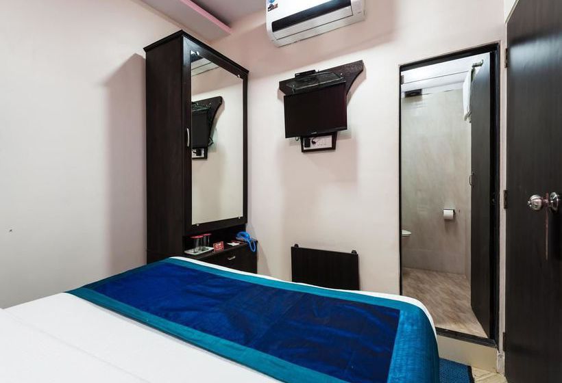 Hotel Oyo Rooms Andheri Station 2 13