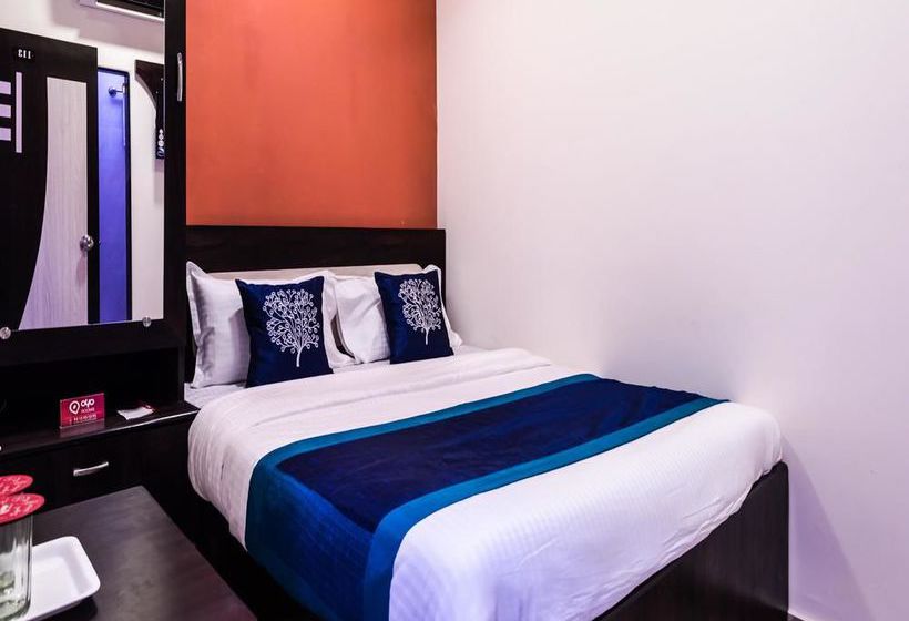 Hotel Oyo Rooms Andheri Station 2 16