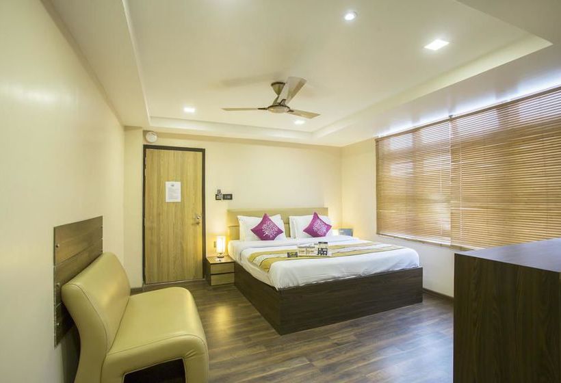 Hotel Oyo Premium Nam Nang Road 14