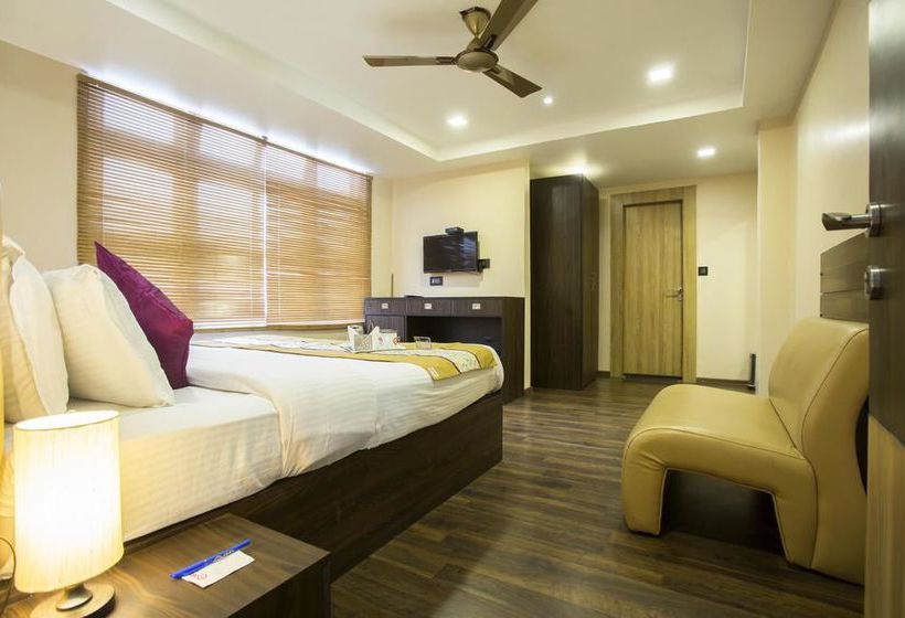 Hotel Oyo Premium Nam Nang Road 15