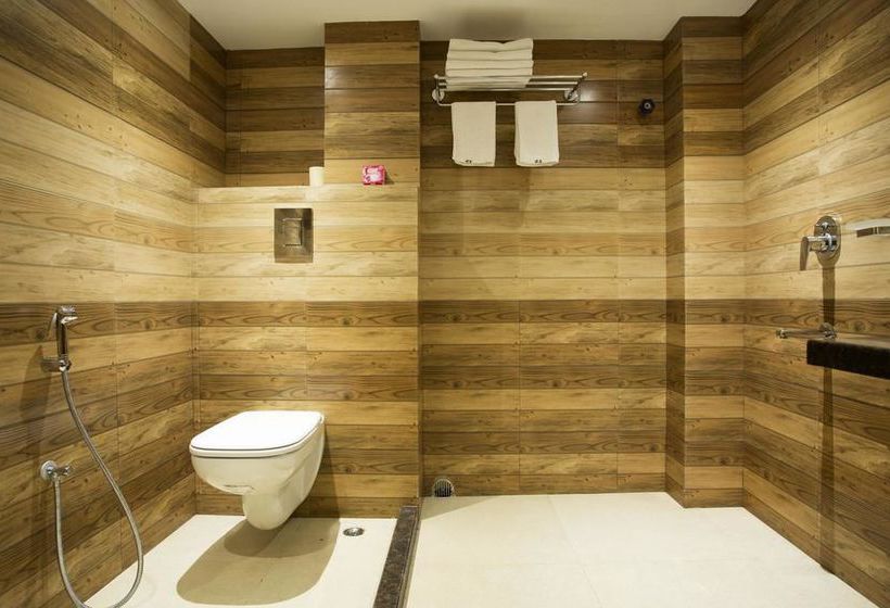 Hotel Oyo Premium Nam Nang Road 9