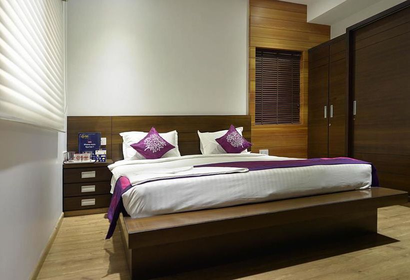 Hotel Oyo Premium Raheja Mindspace 13
