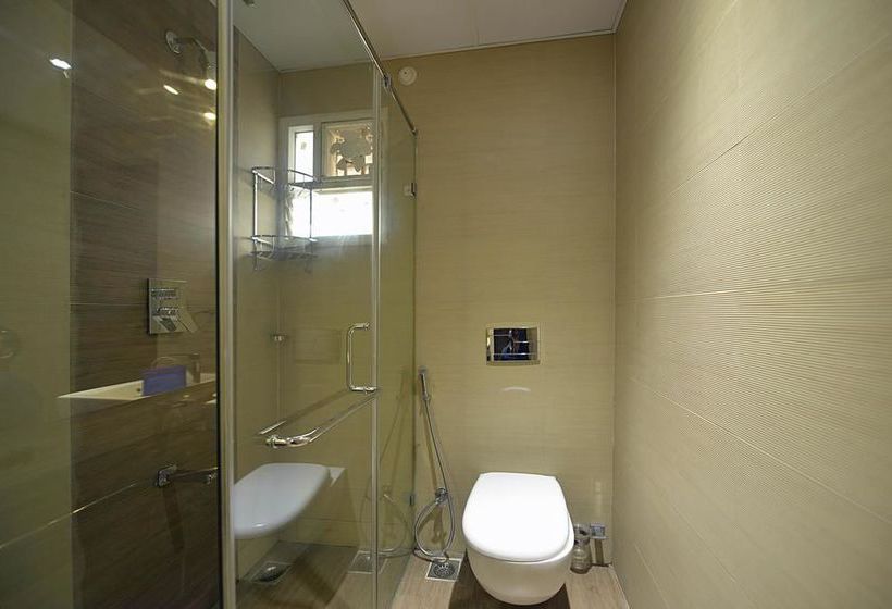 Hotel Oyo Premium Raheja Mindspace 9