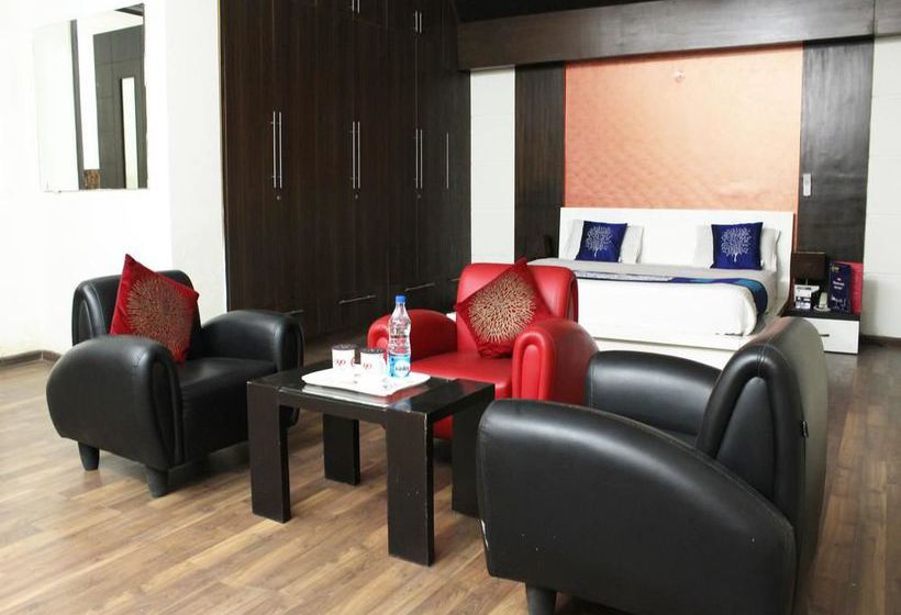 Hotel Oyo Premium Opp Huda Metro 8
