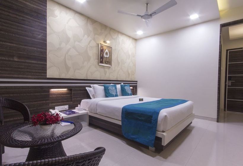 Hotel Oyo Premium Tungareshwar Vasai 12