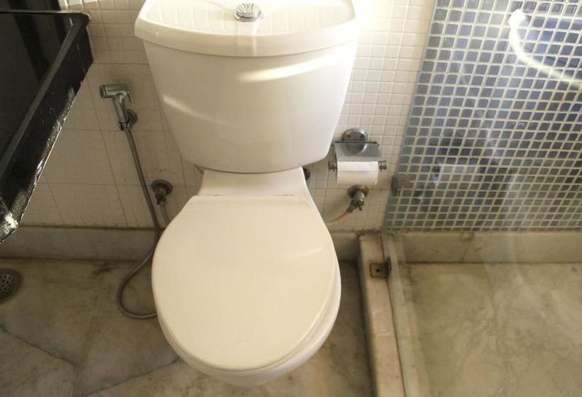 Hotel Oyo Rooms South City Ii