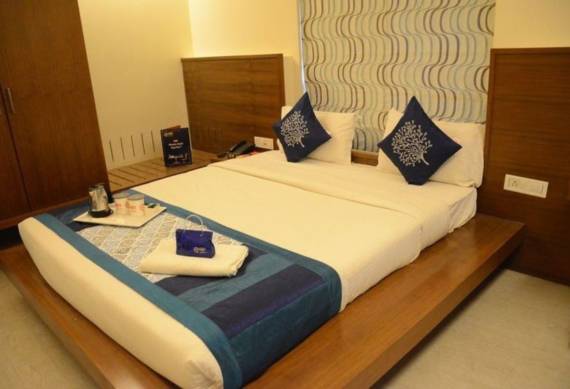 Hotel Oyo Premium Near Osho Ashram Koregaon Park 1