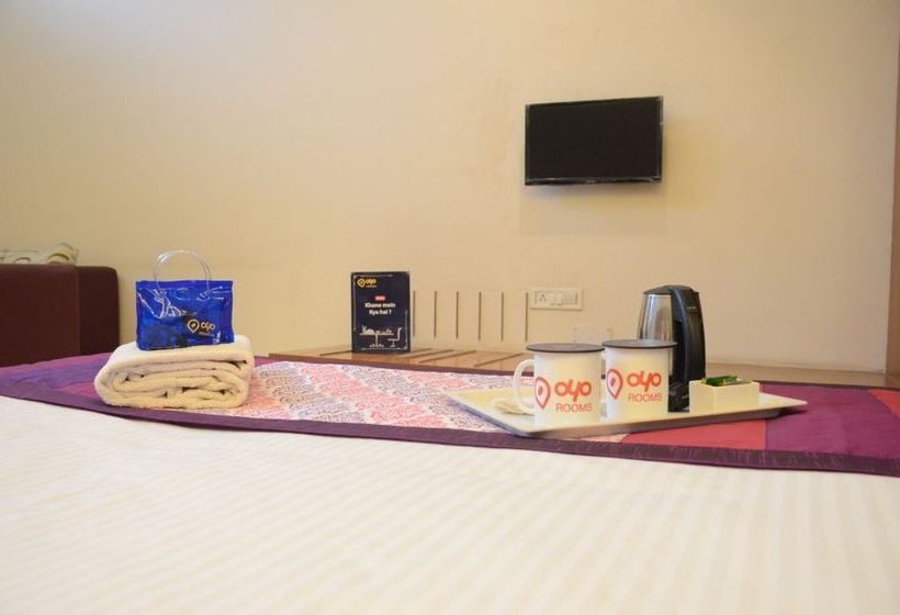 Hotel Oyo Premium Near Osho Ashram Koregaon Park 11