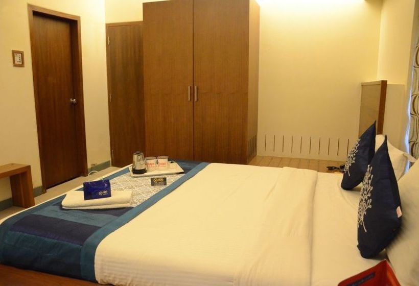 Hotel Oyo Premium Near Osho Ashram Koregaon Park 12