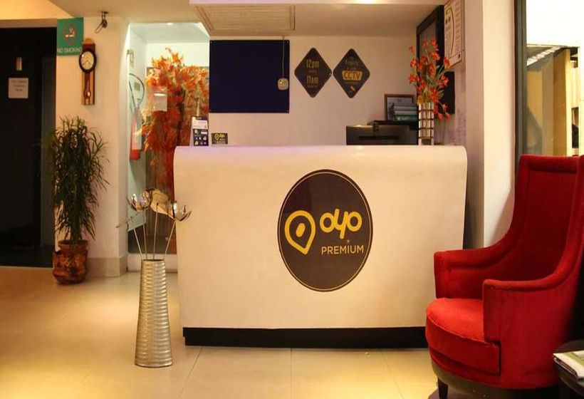 Hotel Oyo Premium Ballygunge Military Camp 1