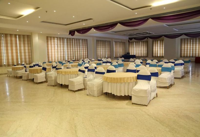 Hotel Oyo Premium Baddi Nalagarh Highway Baddi Himachal Pradesh