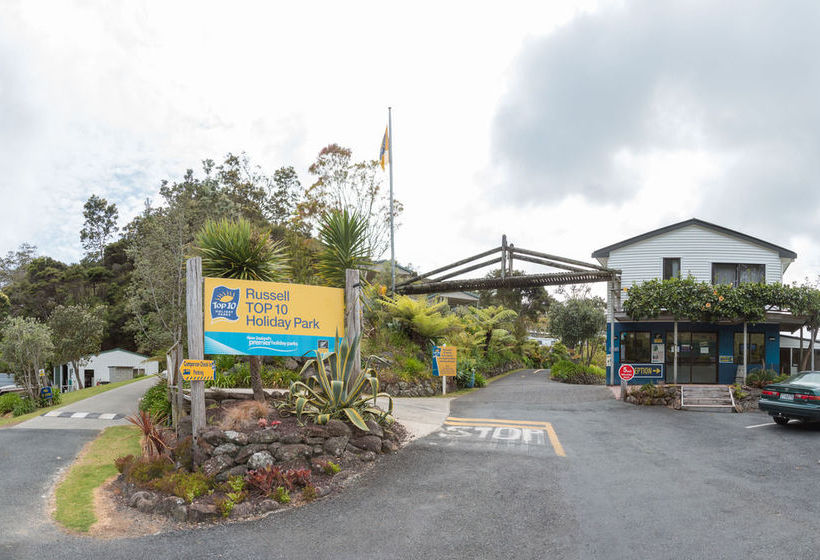 Hotel Russell Top 10 Holiday Park 9