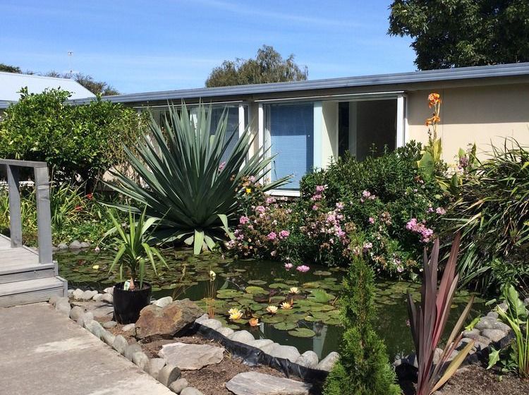 Water Lily Garden B&b 10