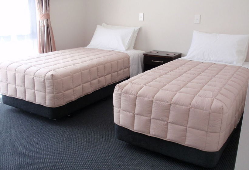 319 Addington Motel 12