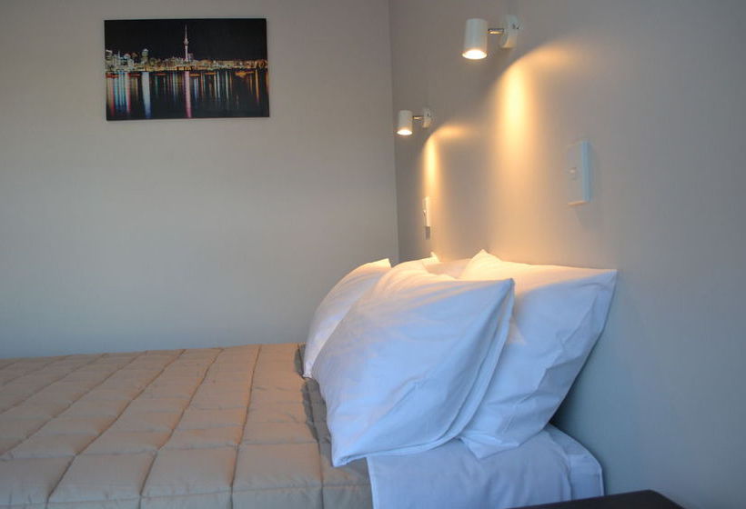 319 Addington Motel 17