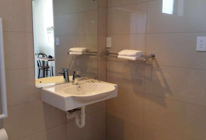 319 Addington Motel 2