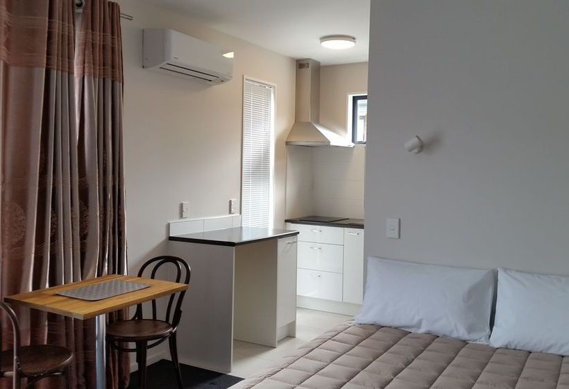 319 Addington Motel 20