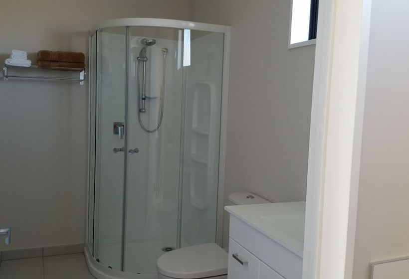 319 Addington Motel 5