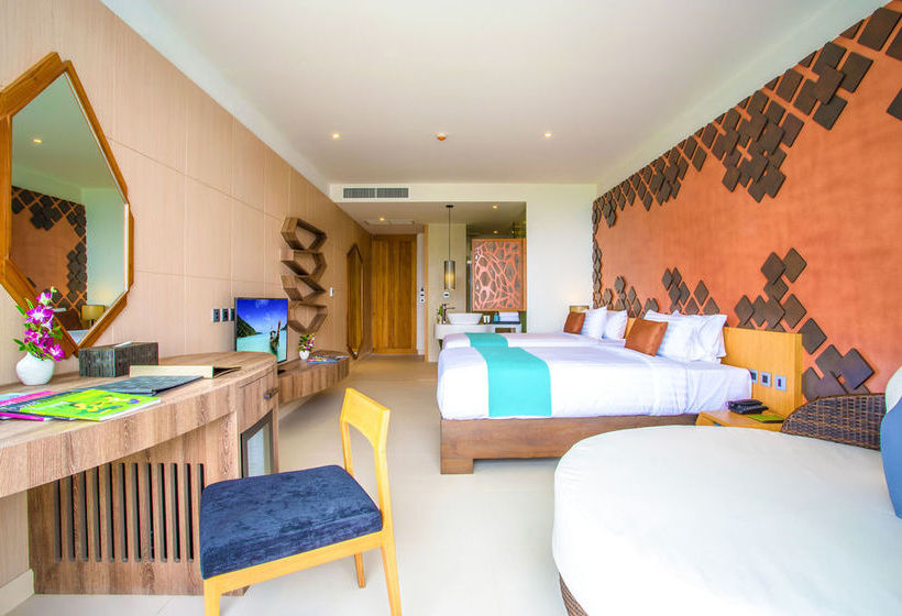 Hotel Crest Resort & Pool Villas 3