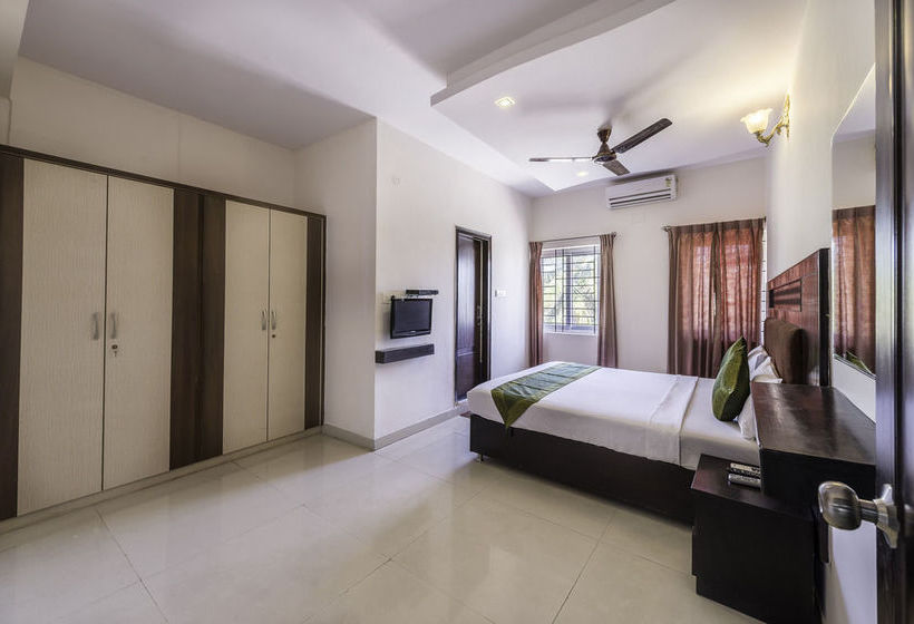 Hotel Treebo Sanctum Suites 7