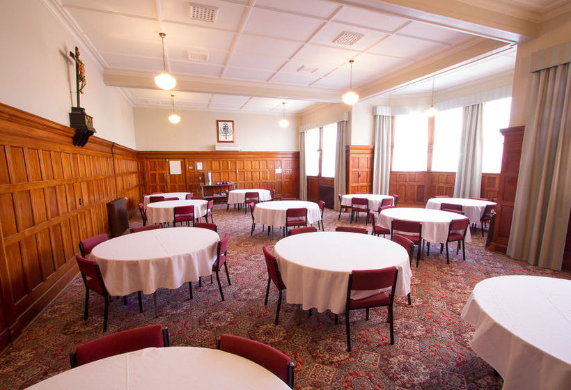 Hotel Burns Lodge At Holy Cross Centre 3