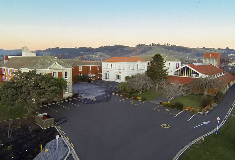 Hotel Burns Lodge At Holy Cross Centre 6