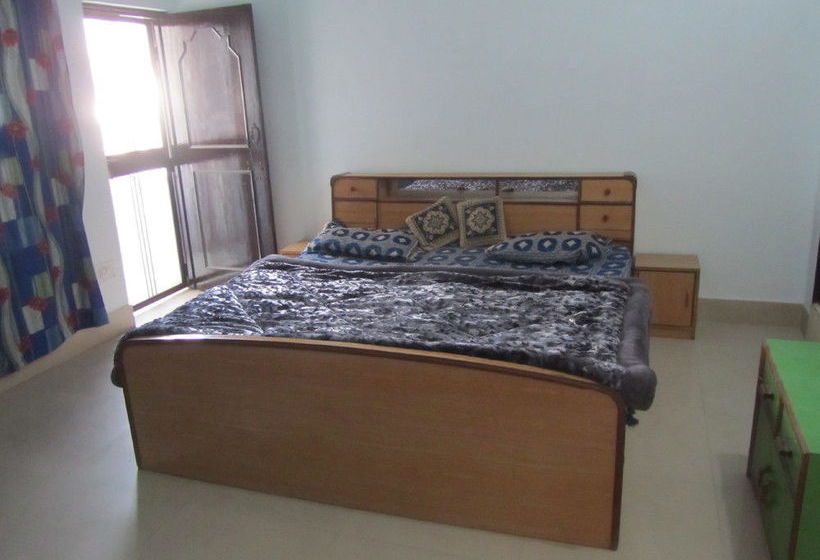 Hotel Shiv Shakti Guesthouse And Hostel 4