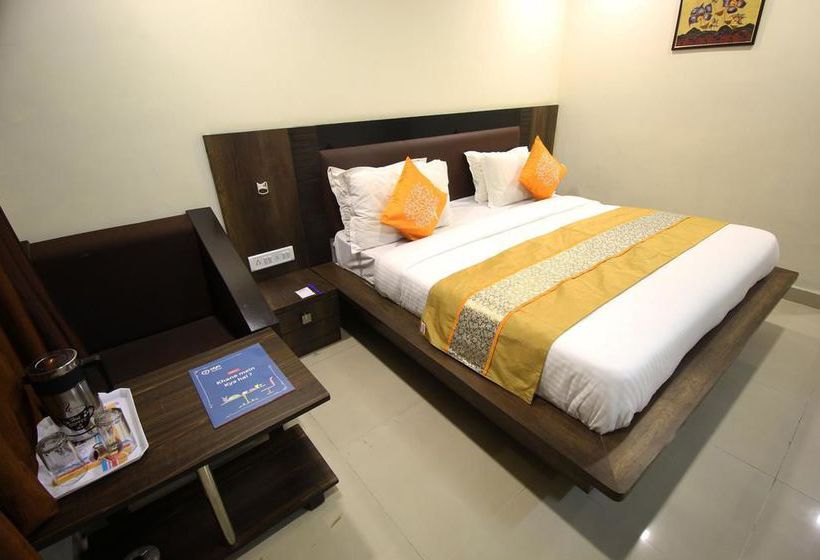 Hotel Oyo Rooms Naroda Gidc 2