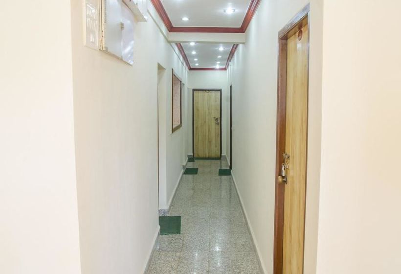 Hotel Oyo Rooms Calangute Newtons Market 14