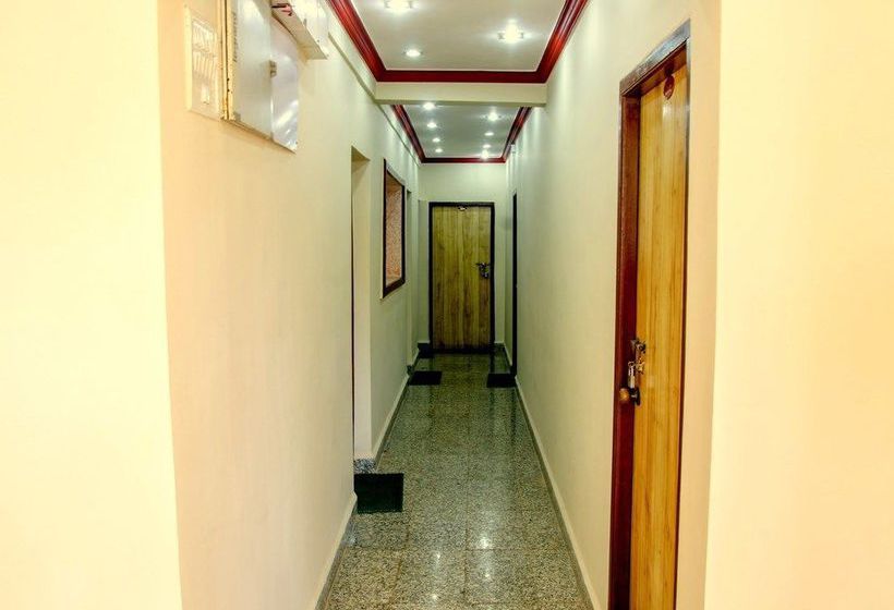 Hotel Oyo Rooms Calangute Newtons Market 2