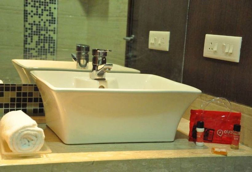 Hotel Oyo Rooms Bibi Wala Chowk 1