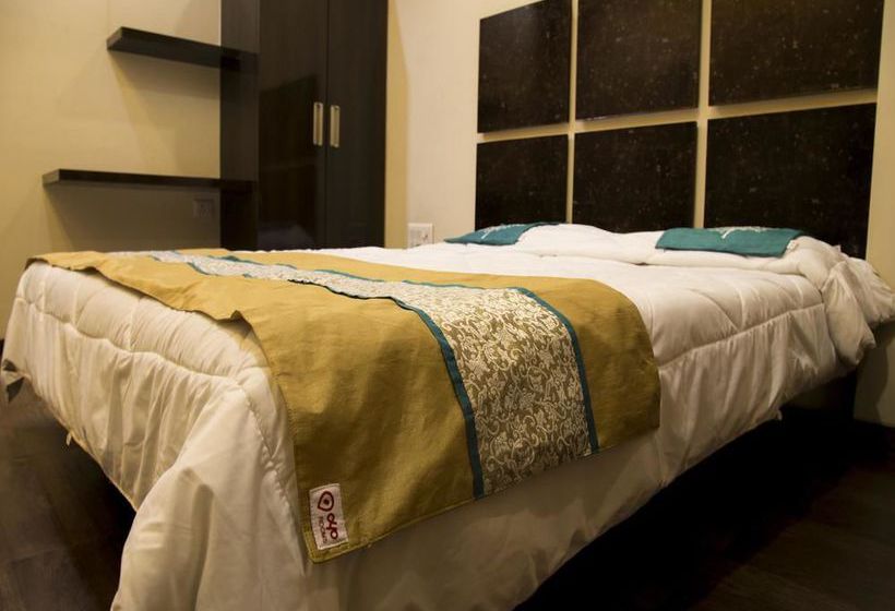 Hotel Oyo Rooms Athwa Gate Surat 13