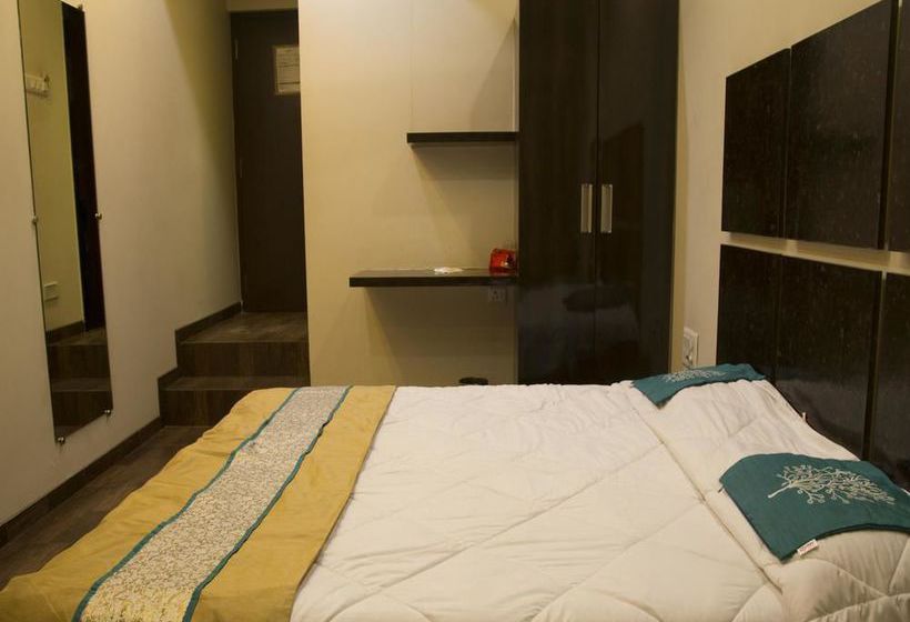 Hotel Oyo Rooms Athwa Gate Surat 14