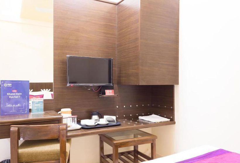 Hotel Oyo Rooms Dadar Railway Station 8